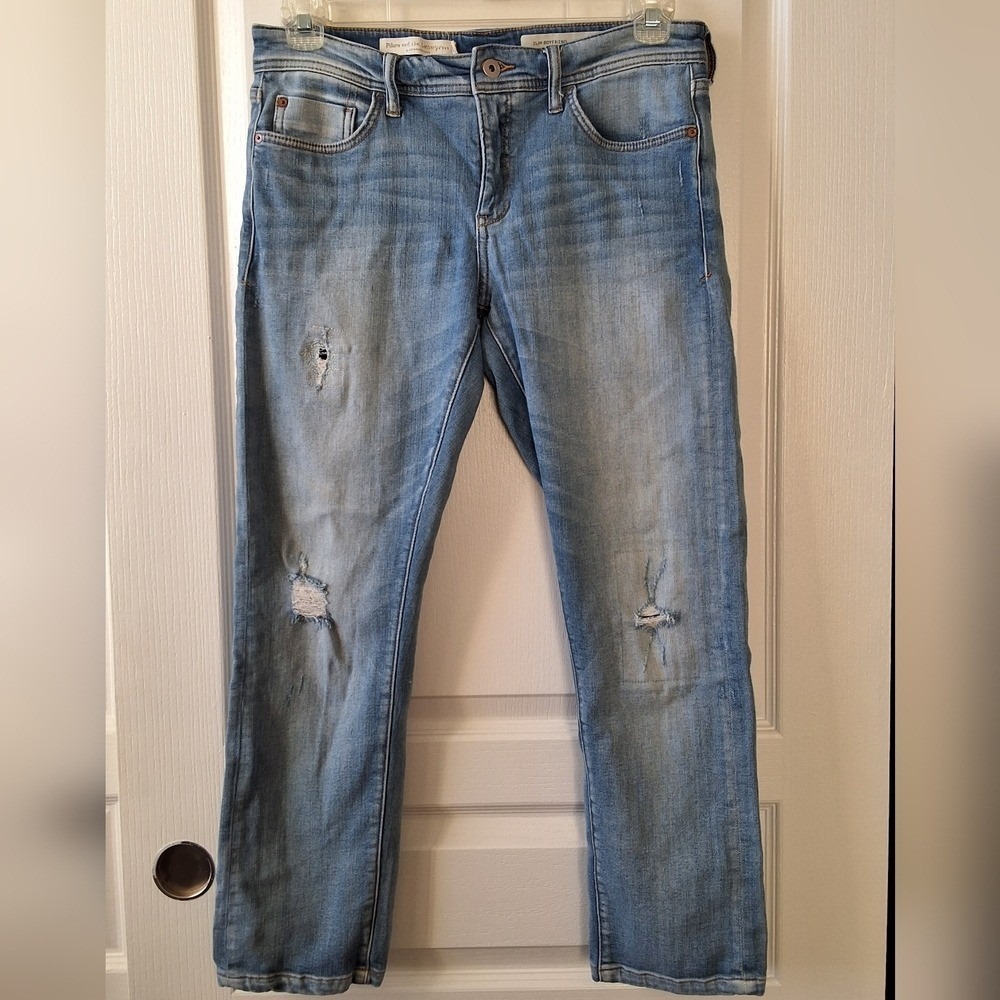 Pilcro Anthropologie 28 Slim Boyfriend Jeans High‎ Rise Distressed Faded Blue